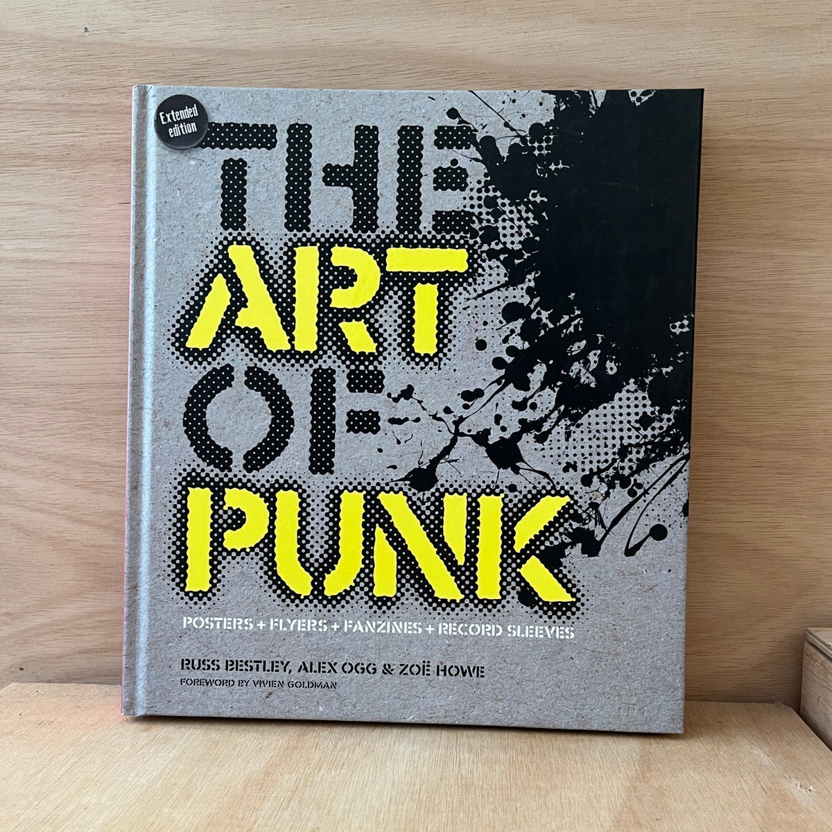 No.3 Book Club / The Art of Punk: Posters + Flyers + Fanzines + Record Sleeve / Russ Bestley, Alex Ogg & Zoë Howe
